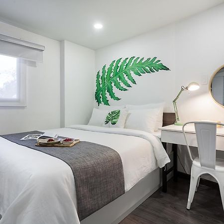 La Regatta Boutique Residences Хошимин Экстерьер фото